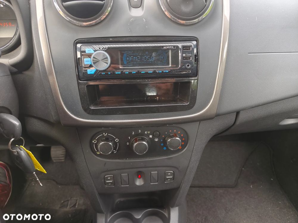 Dacia Sandero 1.2 16V 75 Essentiel - 20