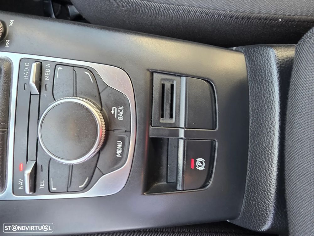 Audi A3 Sportback 1.6 TDI (clean diesel) S line Sport Pack - 39