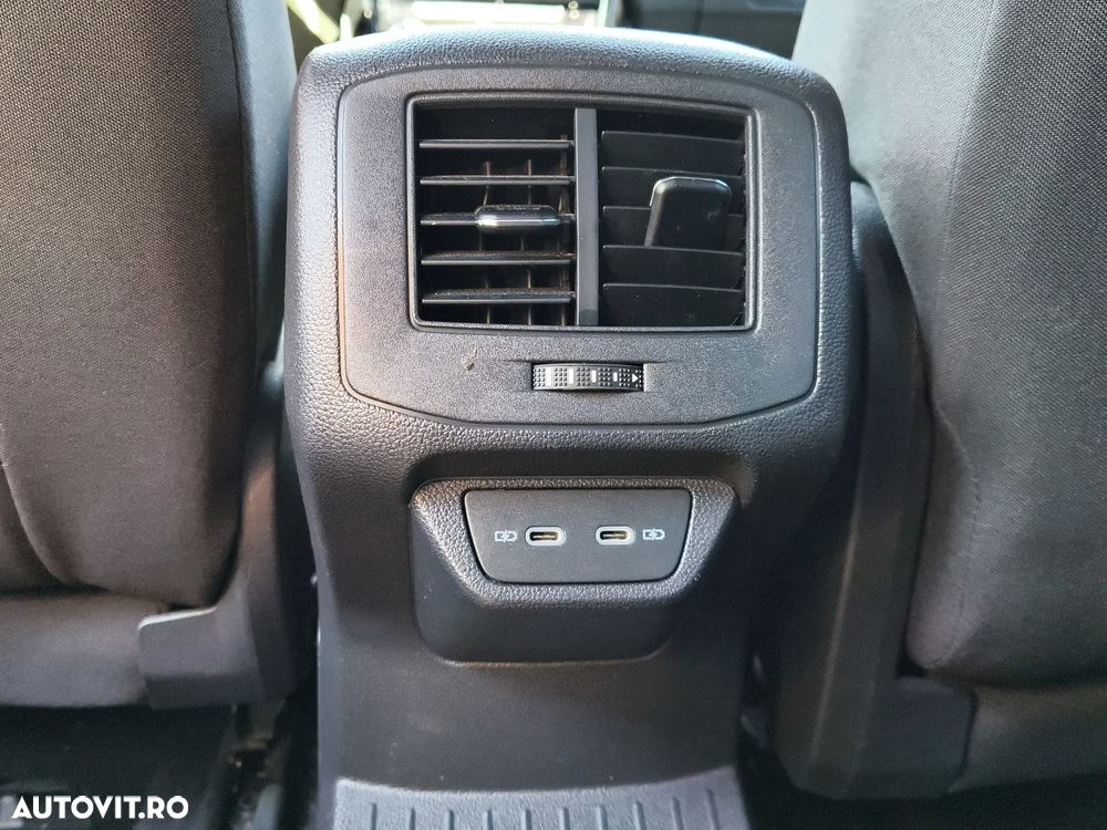 Volkswagen T-Roc 2.0 TDI SCR 4MOTION DSG Style - 19