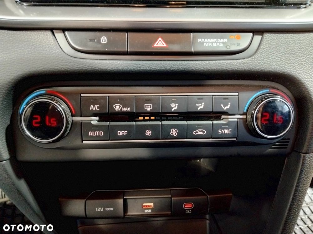 Kia XCeed 1.5 T-GDI M DCT - 18