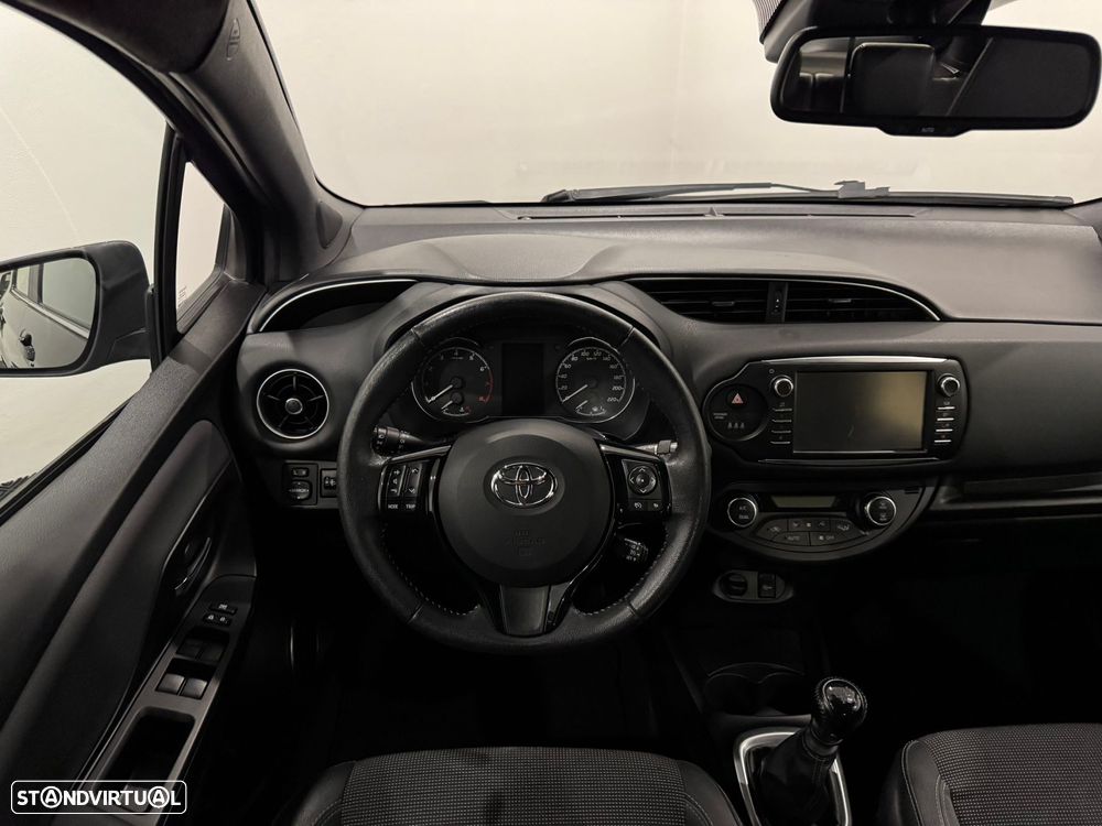 Toyota Yaris 1.5 VVT-i Comfort+P.Style - 8
