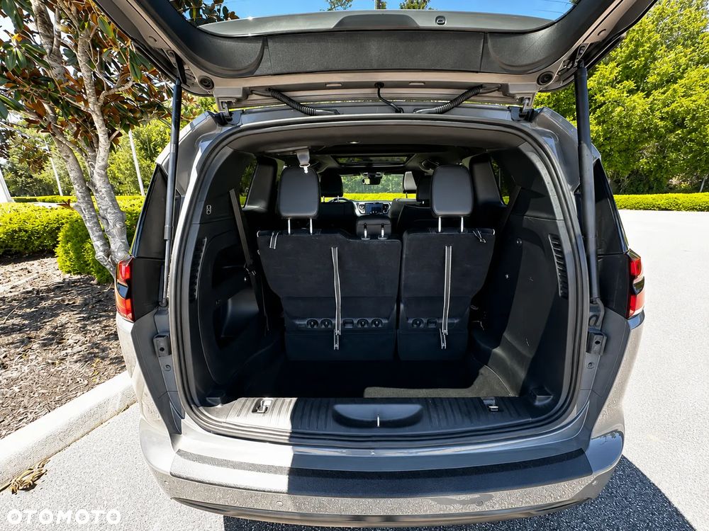 Chrysler Pacifica - 23