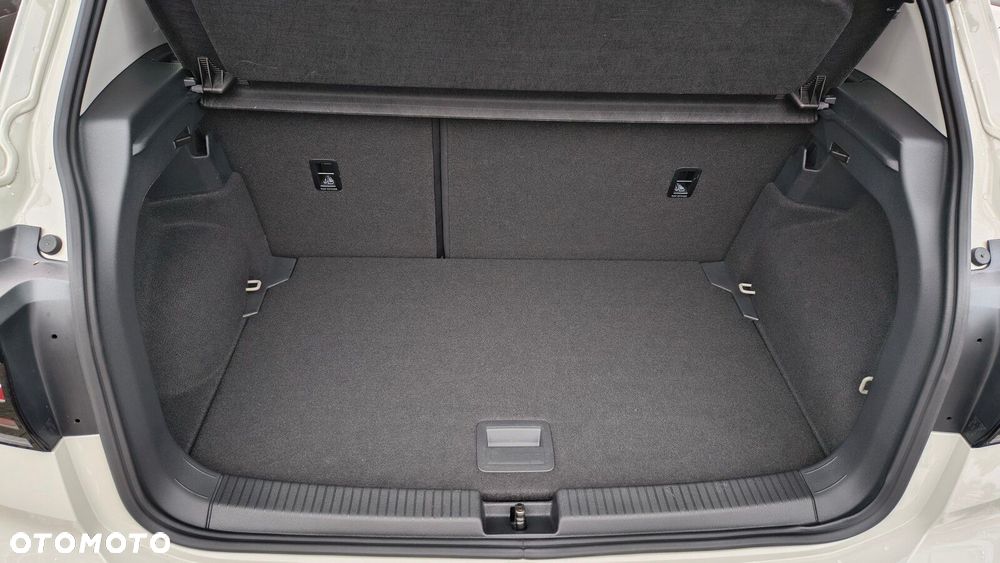 Volkswagen T-Cross 1.0 TSI Style DSG - 11