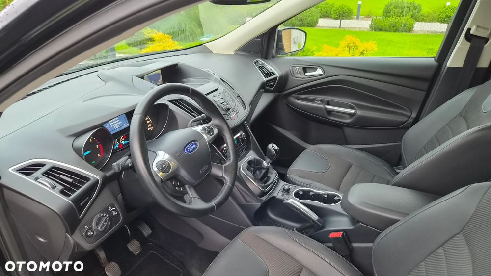 Ford Kuga 2.0 TDCi 4x4 Titanium - 10