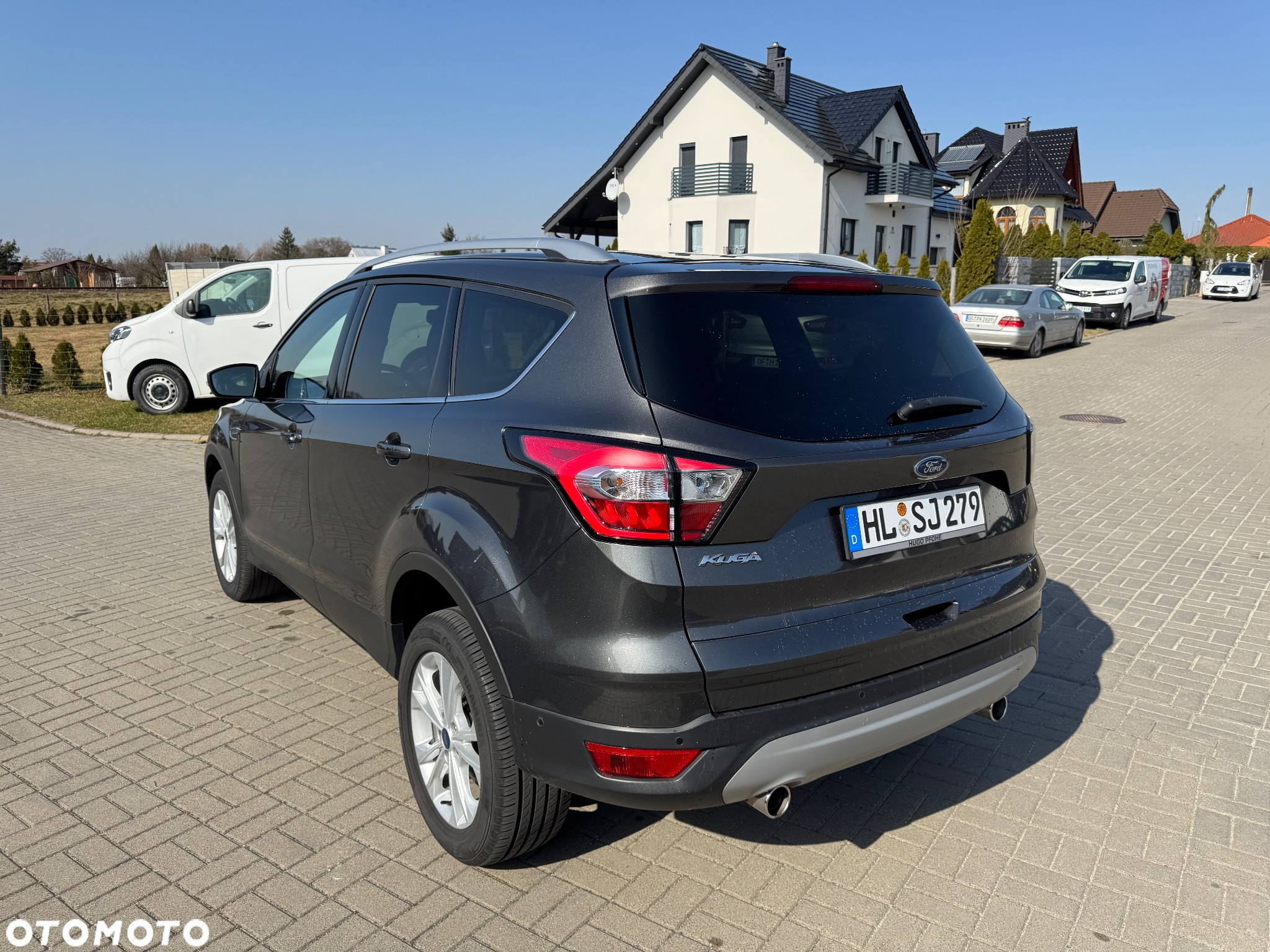 Ford Kuga 2.0 TDCi 4x2 Titanium - 11