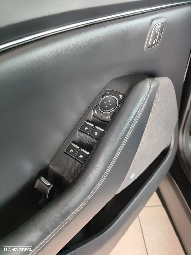 Ford Mustang Mach-E 98.7 kWh Premium - 25