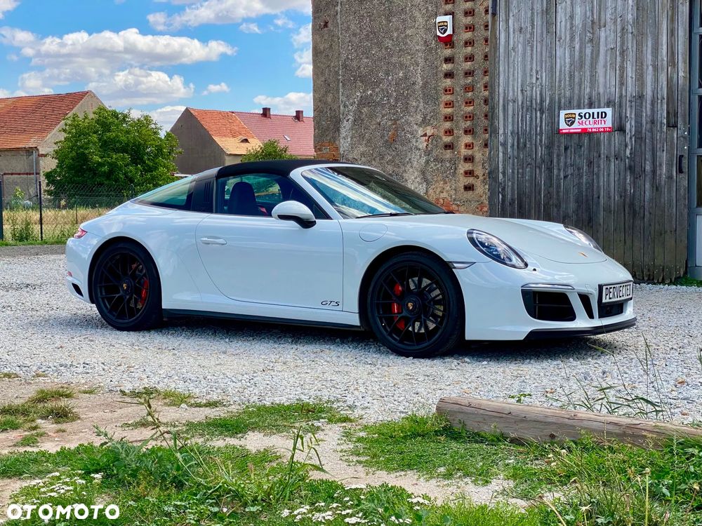 Porsche 911 Targa 4 GTS PDK - 9