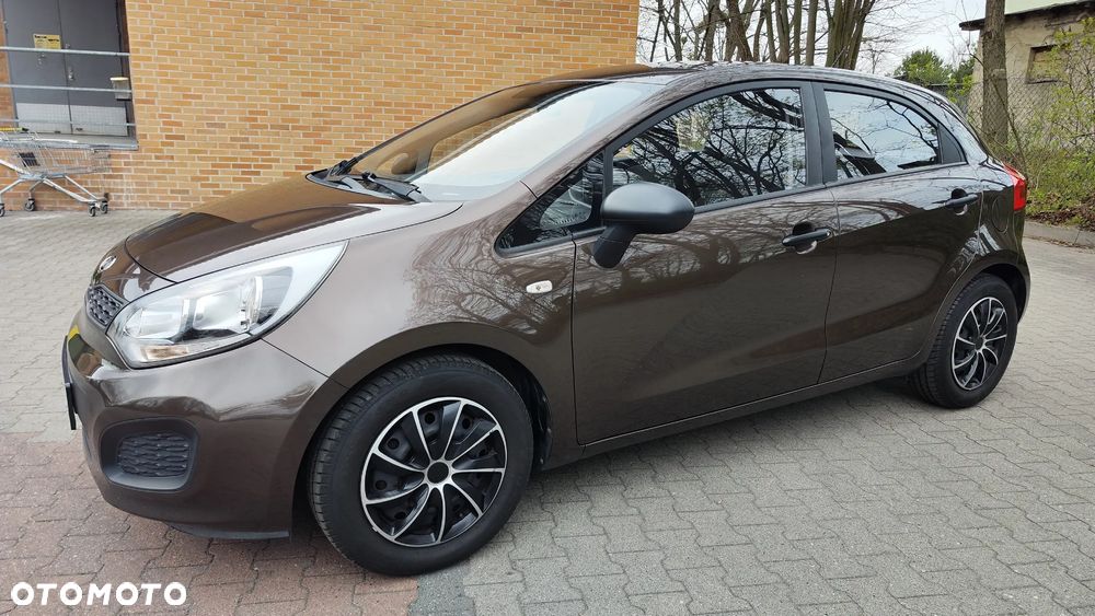 Kia Rio 1.2 Attract - 4