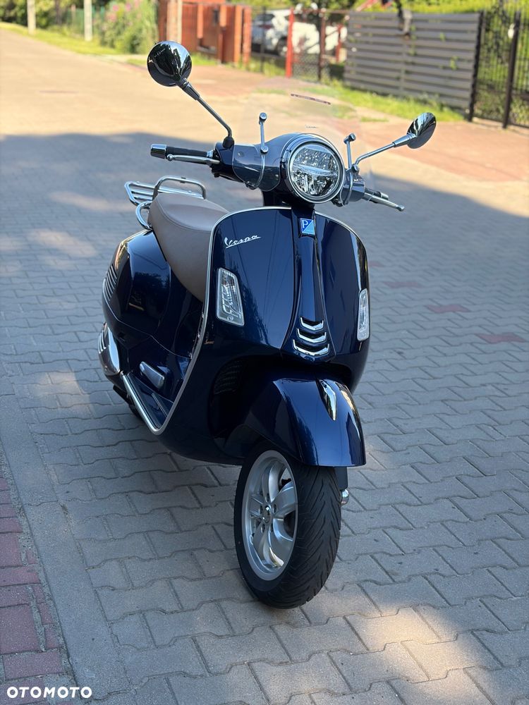 Piaggio Vespa - 1
