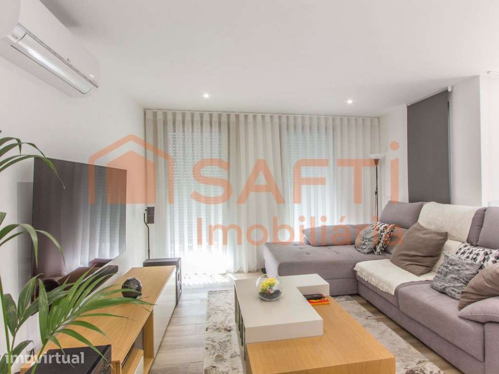 Apartamento T2 em Condomínio Fechado - Grande imagem: 2/21