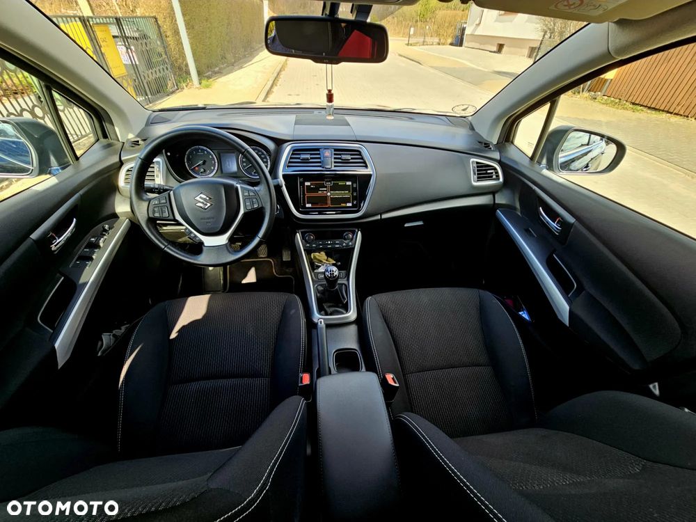 Suzuki S-Cross - 7