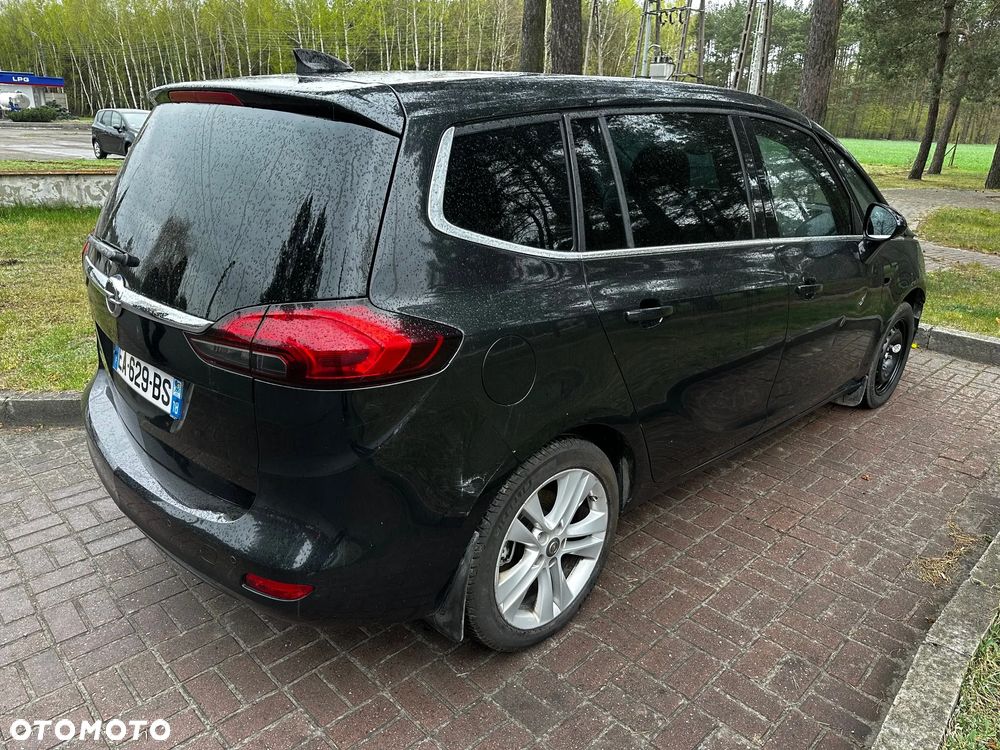 Opel Zafira - 4