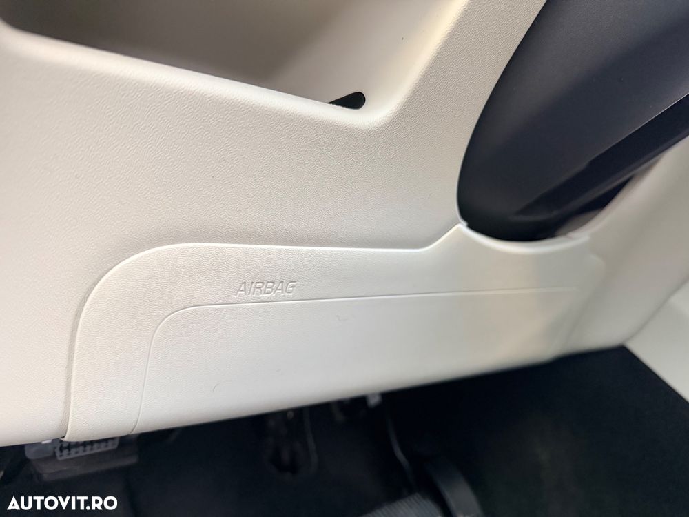 Volvo V40 D3 Geartronic Momentum - 23