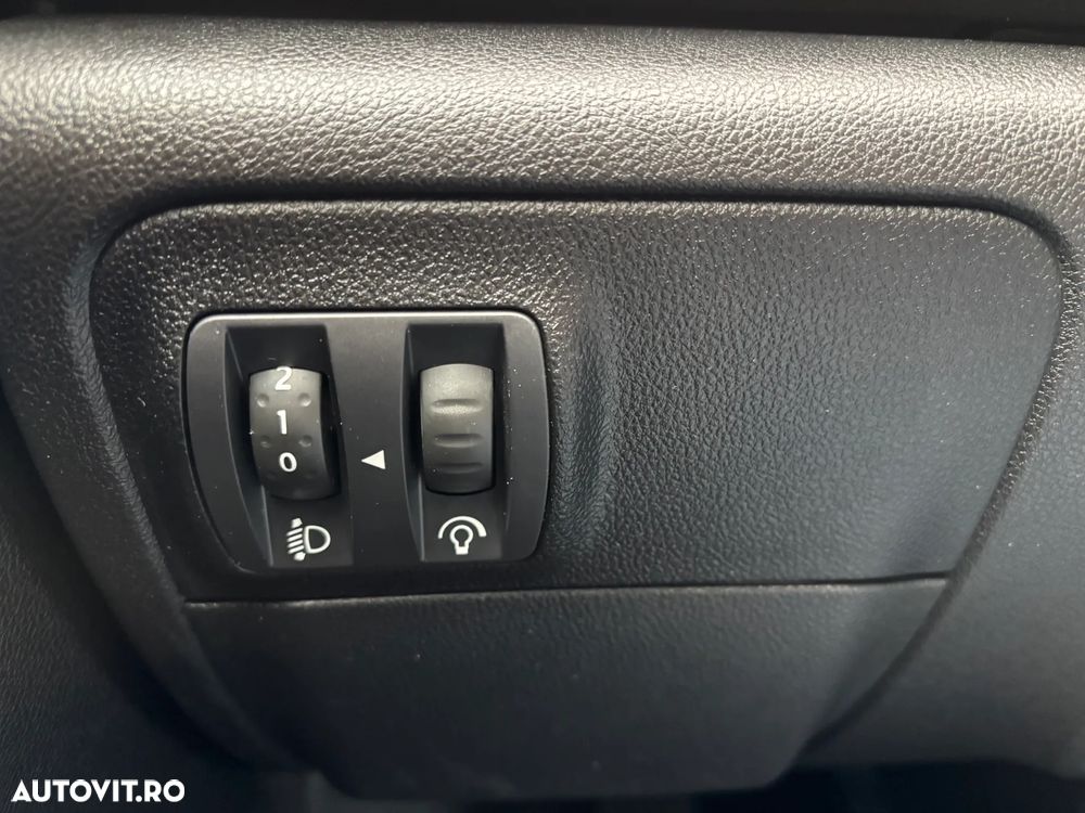 Renault Megane BLUE dCi 115 Equilibre - 17