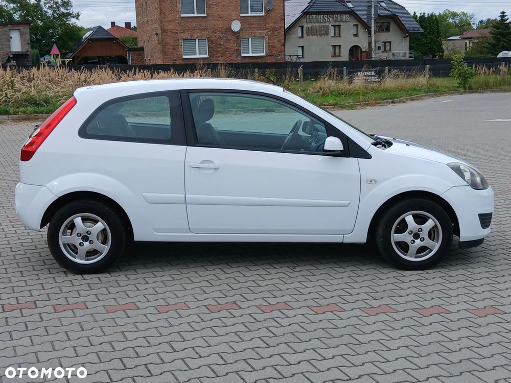 Ford Fiesta - 7