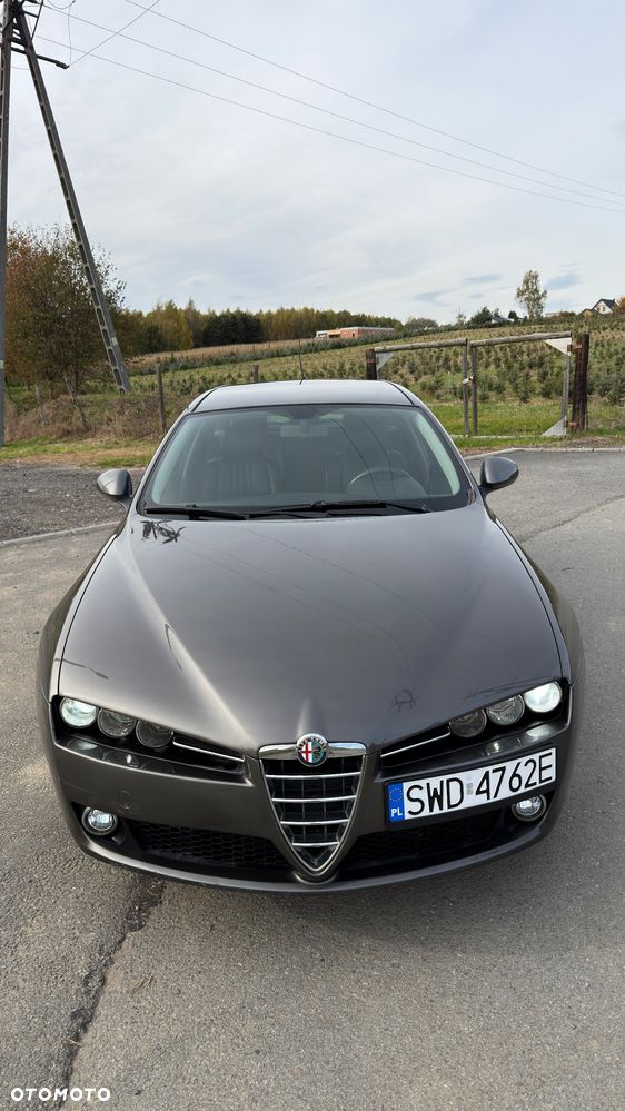 Alfa Romeo 159 2010 photo 2