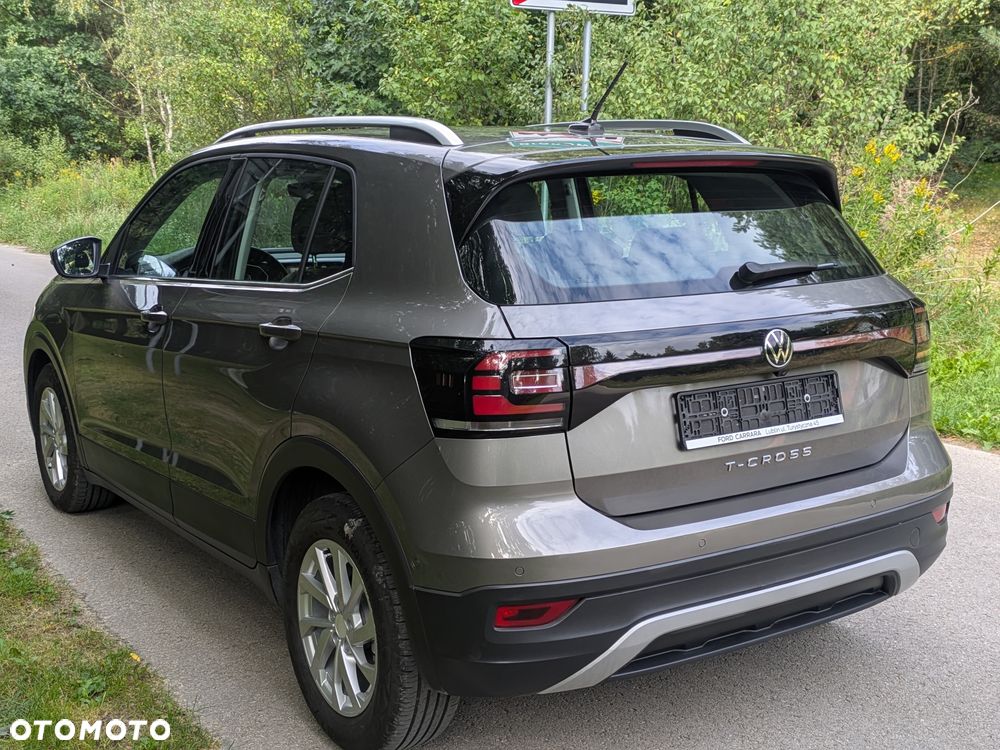 Volkswagen T-Cross - 11