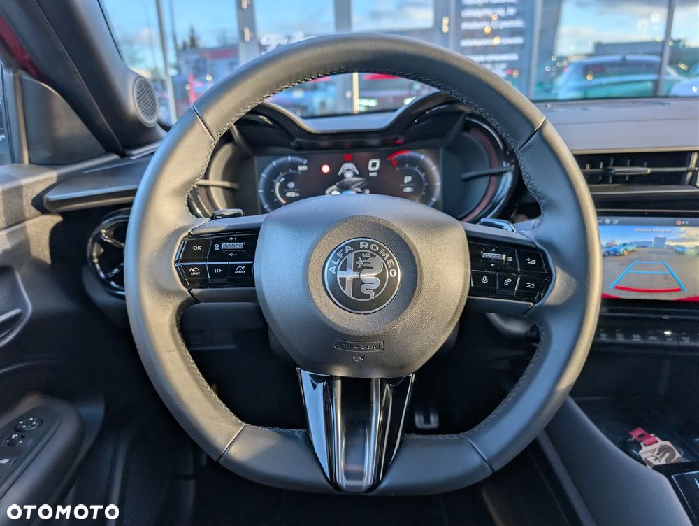 Alfa Romeo Junior 1.2 mHEV Ibrida Q4 eDCT - 10