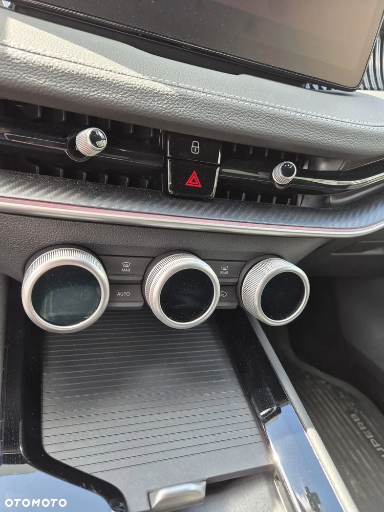Skoda Superb 2.0 TSI Sportline DSG - 17