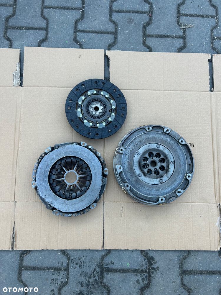 Opel Corsa E 1.0 turbo dwumas sprzęgło docisk tarcza Astra K 55488030AA - 1