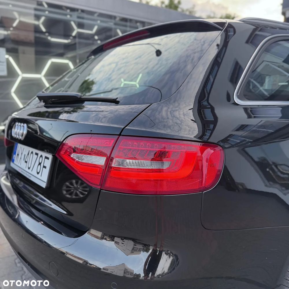 Audi A4 ver-2-0-tfsi-quattro-s-tronic-attraction - 28