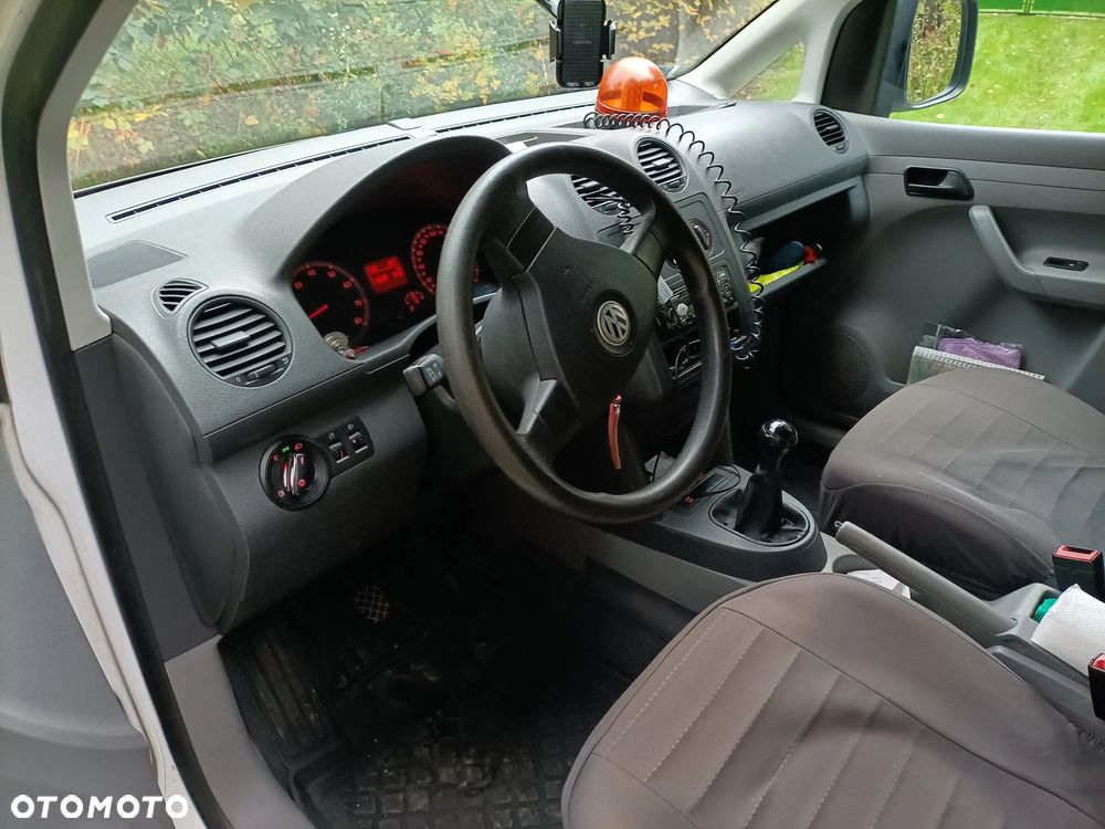 Volkswagen Caddy - 4