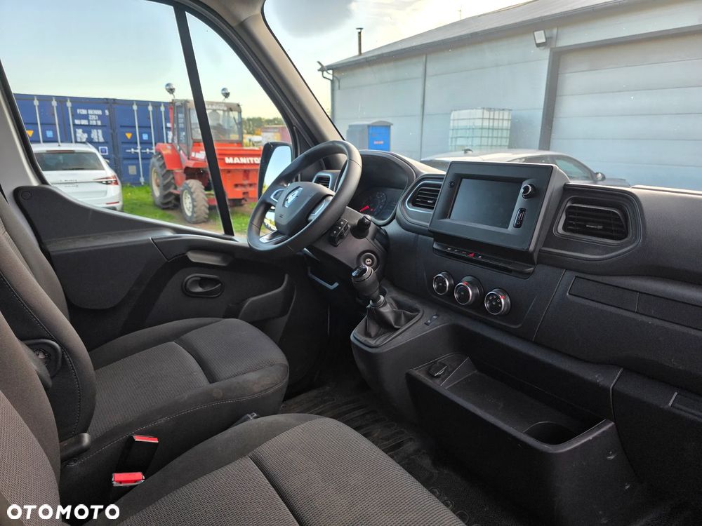 Renault Master - 25