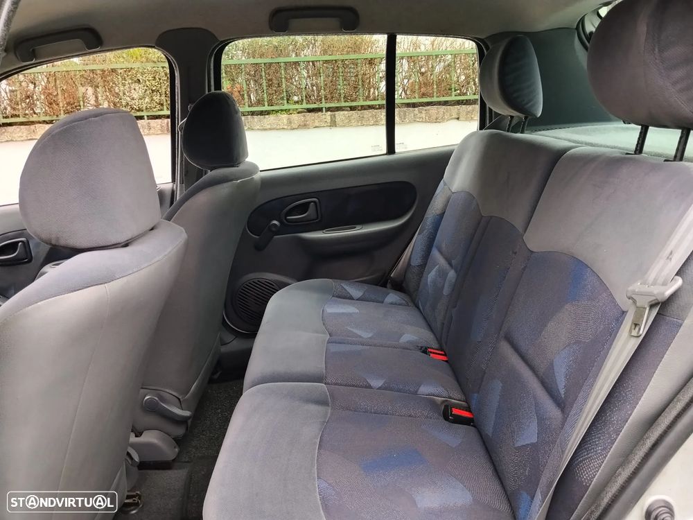 Renault Clio 1.2 - 4