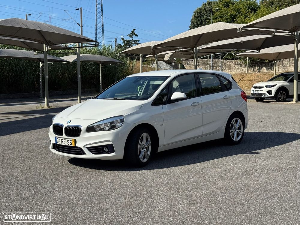 BMW 216 Active Tourer d Line Sport — fotografia 3