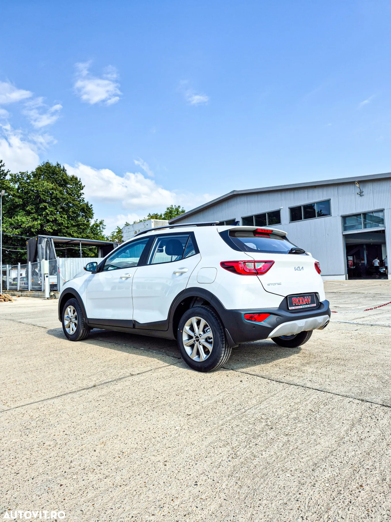 Kia Stonic 1.2 MPI 5MT Urban - 4