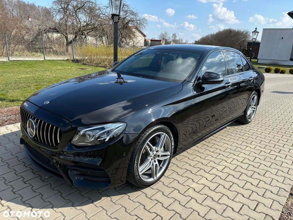 Mercedes-Benz Klasa E 300 9G-TRONIC - 13