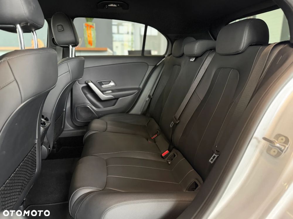 Mercedes-Benz Klasa A 200 Progressive 7G-DCT - 11