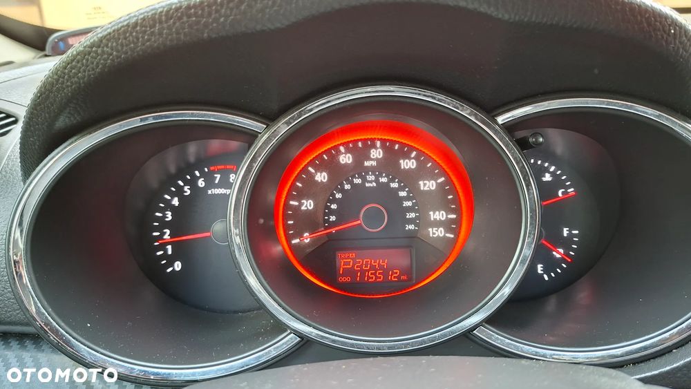 Kia Sorento - 12