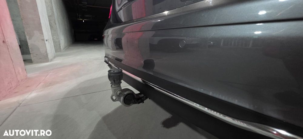 Mercedes-Benz E 220 d 4MATIC Aut. - 32