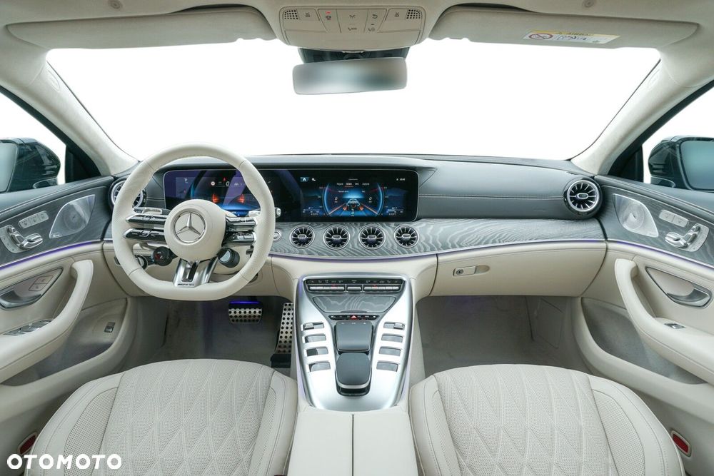 Mercedes-Benz AMG GT - 6