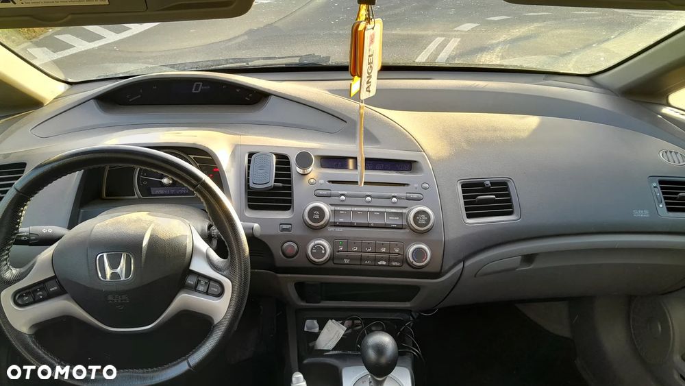 Honda Civic 1.8 Executive - 23