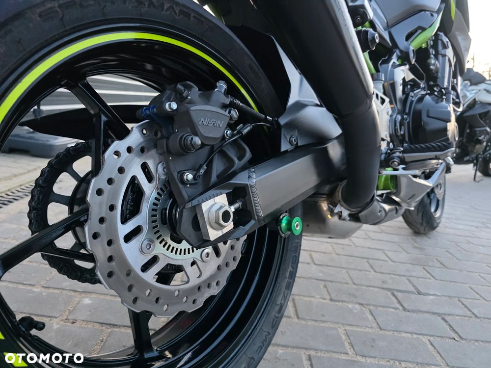 Kawasaki Z 900 - 18