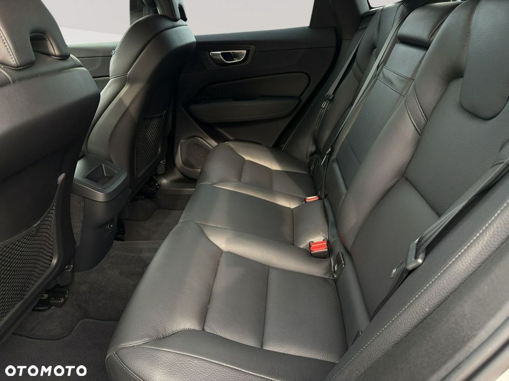 Volvo XC 60 B4 B Inscription - 24