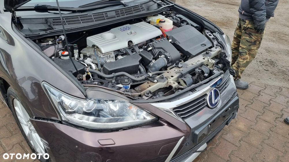 Lexus CT Standard - 32