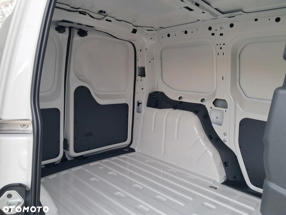 Volkswagen Caddy - 6