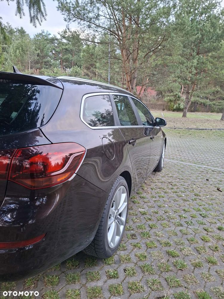 Opel Astra 1.7 CDTI - 11