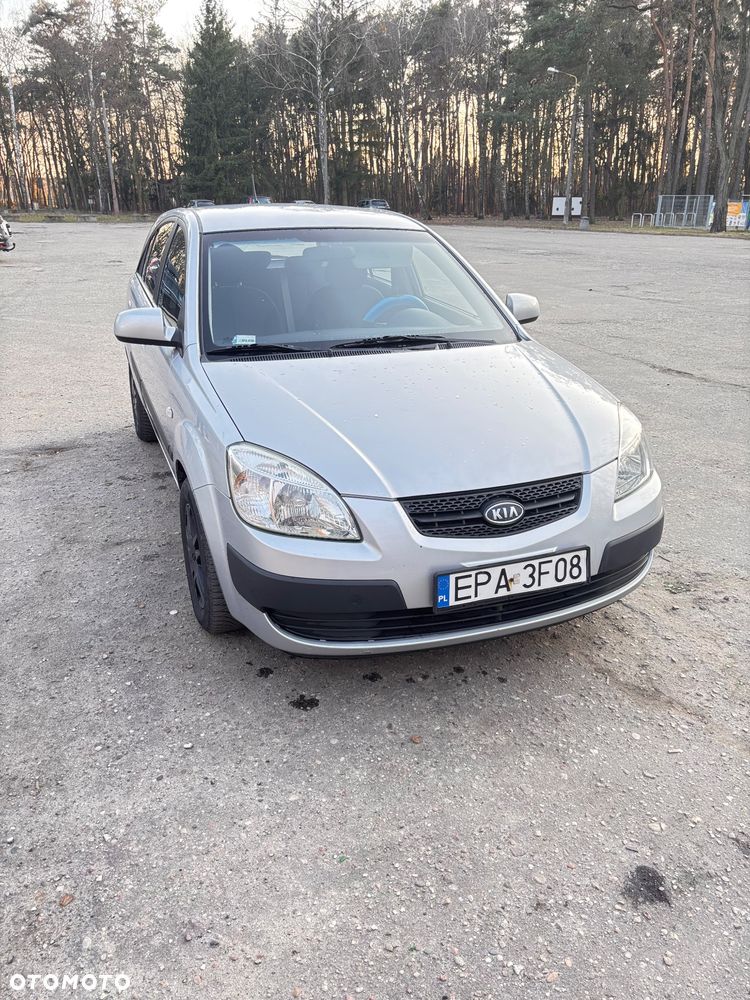 Kia Rio 1.4 / City - 1