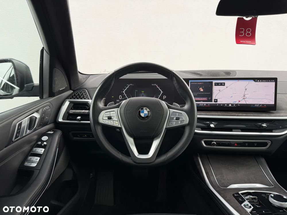 BMW X7 - 34