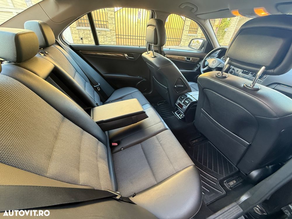 MERCEDES-BENZ C-Class 2008 — imagine 9