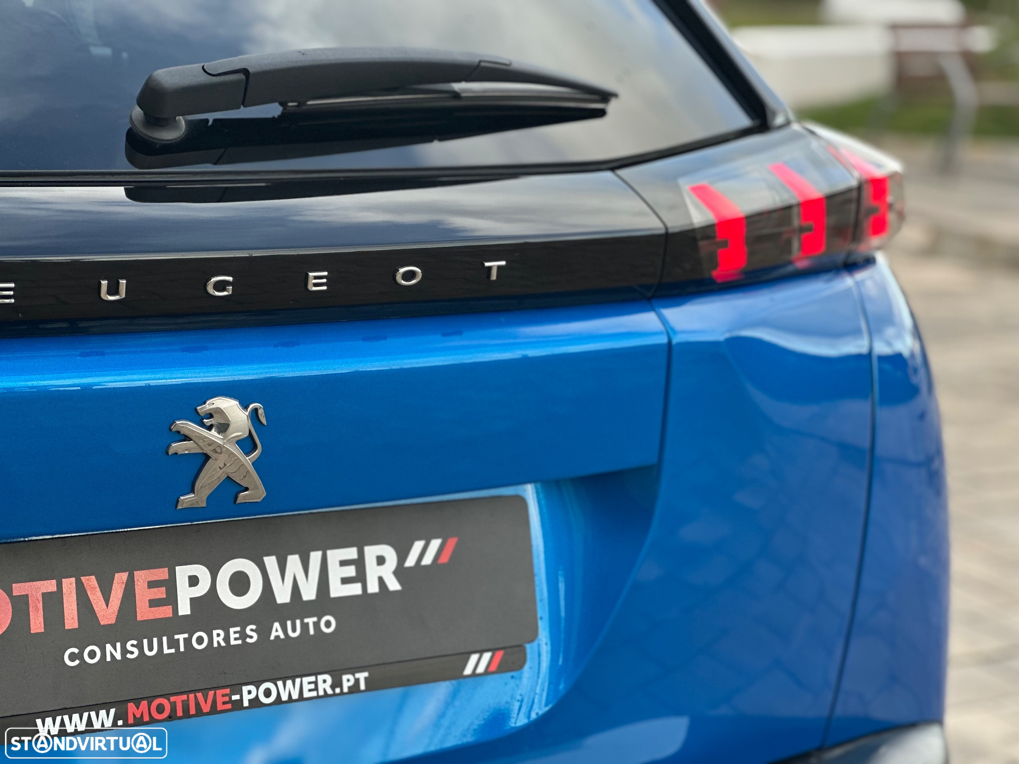 Peugeot 2008 1.2 PureTech Allure Pack - 13