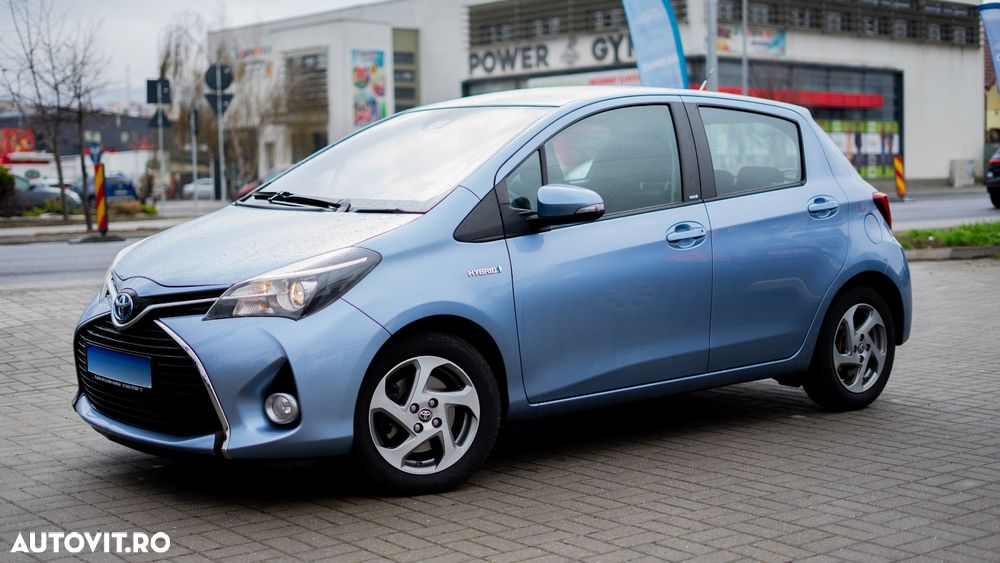 Toyota Yaris - 1