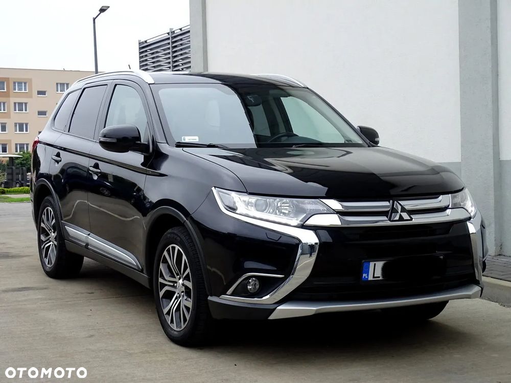 Mitsubishi Outlander 2.4 4WD CVT Instyle - 3
