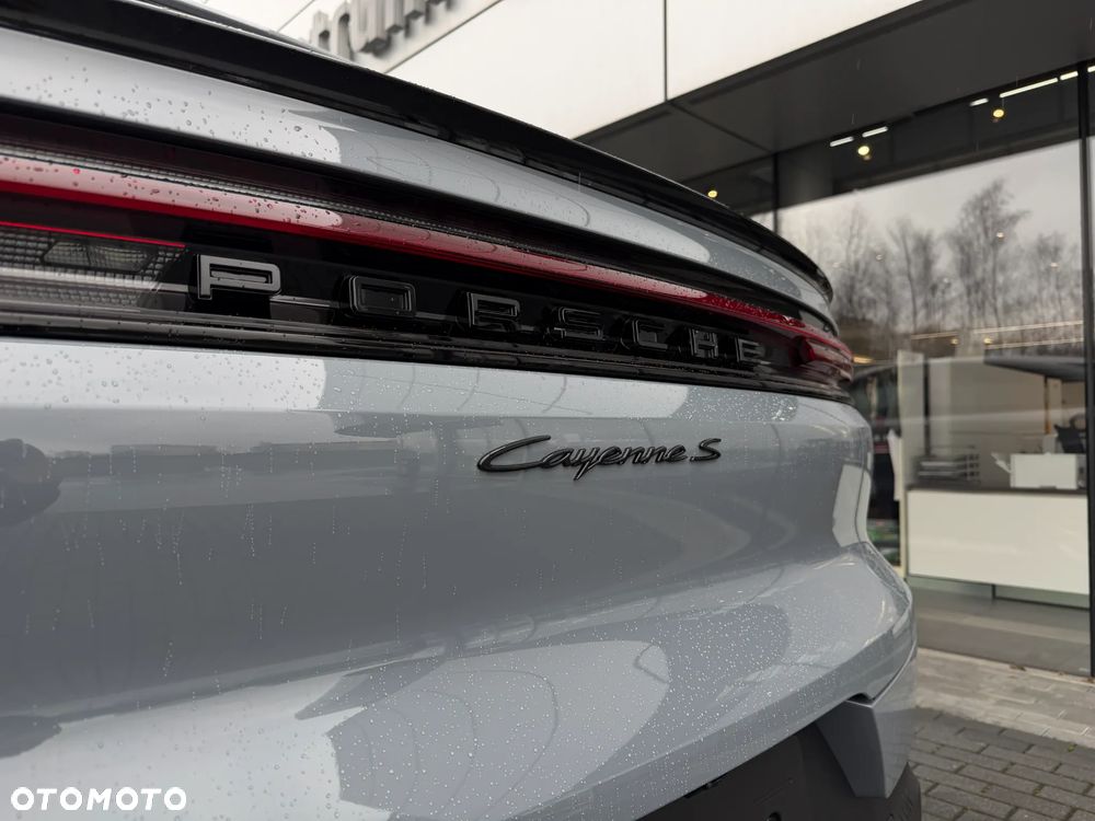 Porsche Cayenne - 10