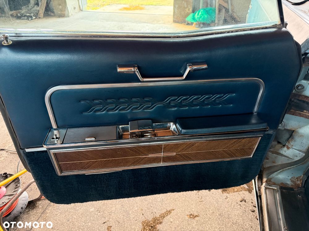 Lincoln Continental - 27