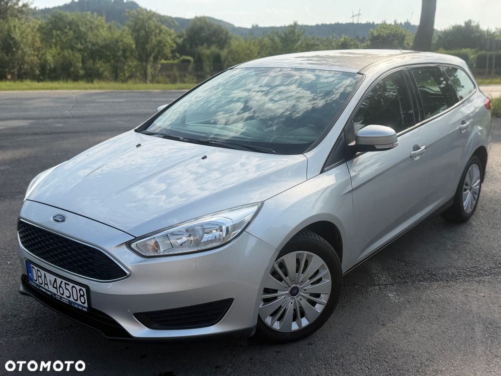 Ford Focus 1.0 EcoBoost 99g Trend - 1
